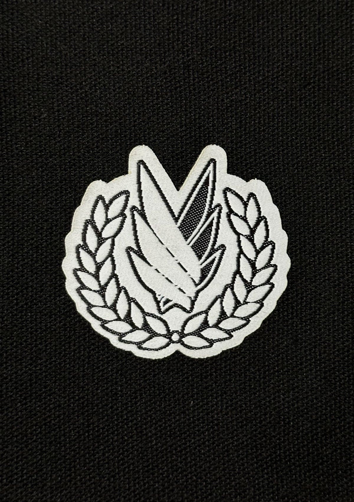 Royal Wings Blvck micro-bordado