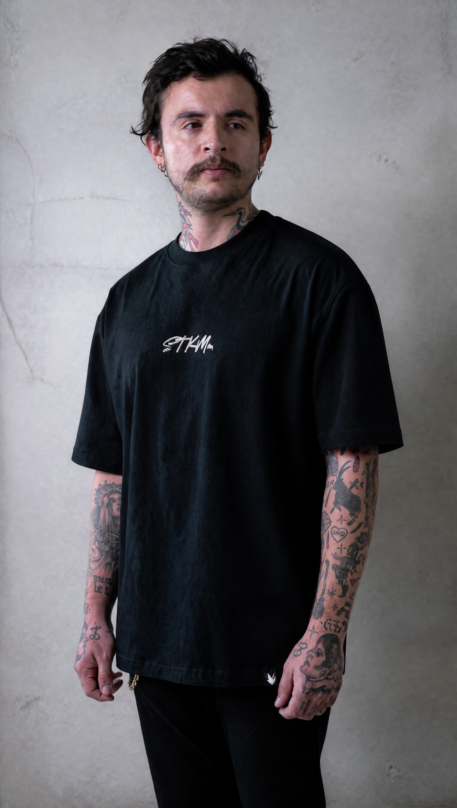 STKM Classic Script Oversize Unisex (bordado)