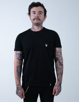 Essentials Logo wings Bordadas