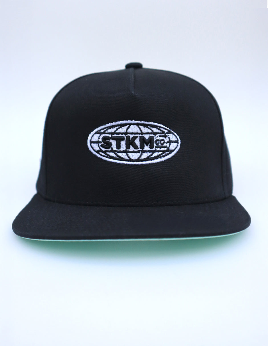 STKM Axis - Gorra vicera plana