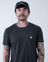 Essentials Logo wings Bordadas