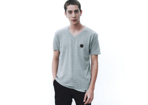 Básicos circle pit cuello V - Stockholm Co. - Playera - basicos, hombre, playera, stkm originals