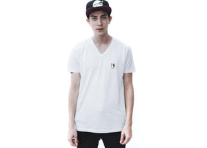 Essentials wings cuello V | Playera | basicos, hombre, playera, stkm originals | Stockholm Company