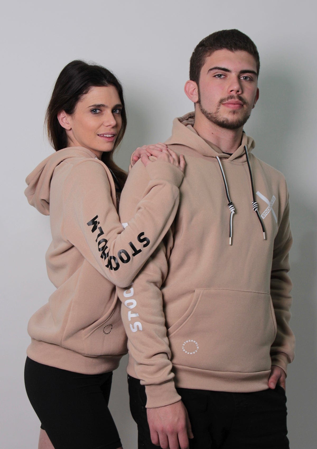 X wings Sand - sudadera con gorro Negra - Stockholm Co. - Sudadera - Lo nuevo, stkm originals, sudadera, unisex