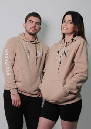 X wings Sand - sudadera con gorro Negra - Stockholm Co. - Sudadera - Lo nuevo, stkm originals, sudadera, unisex
